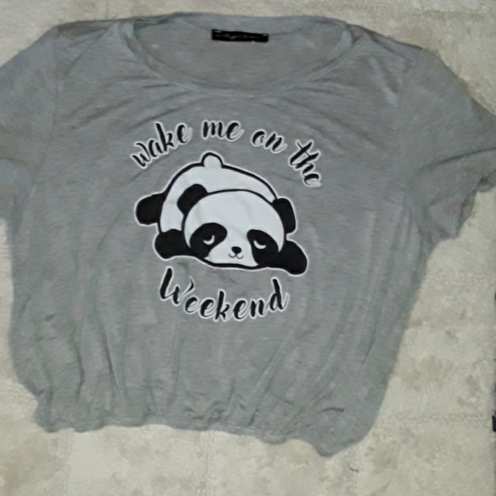 Rags & Riches t shirt.Wake me on the Weekend.